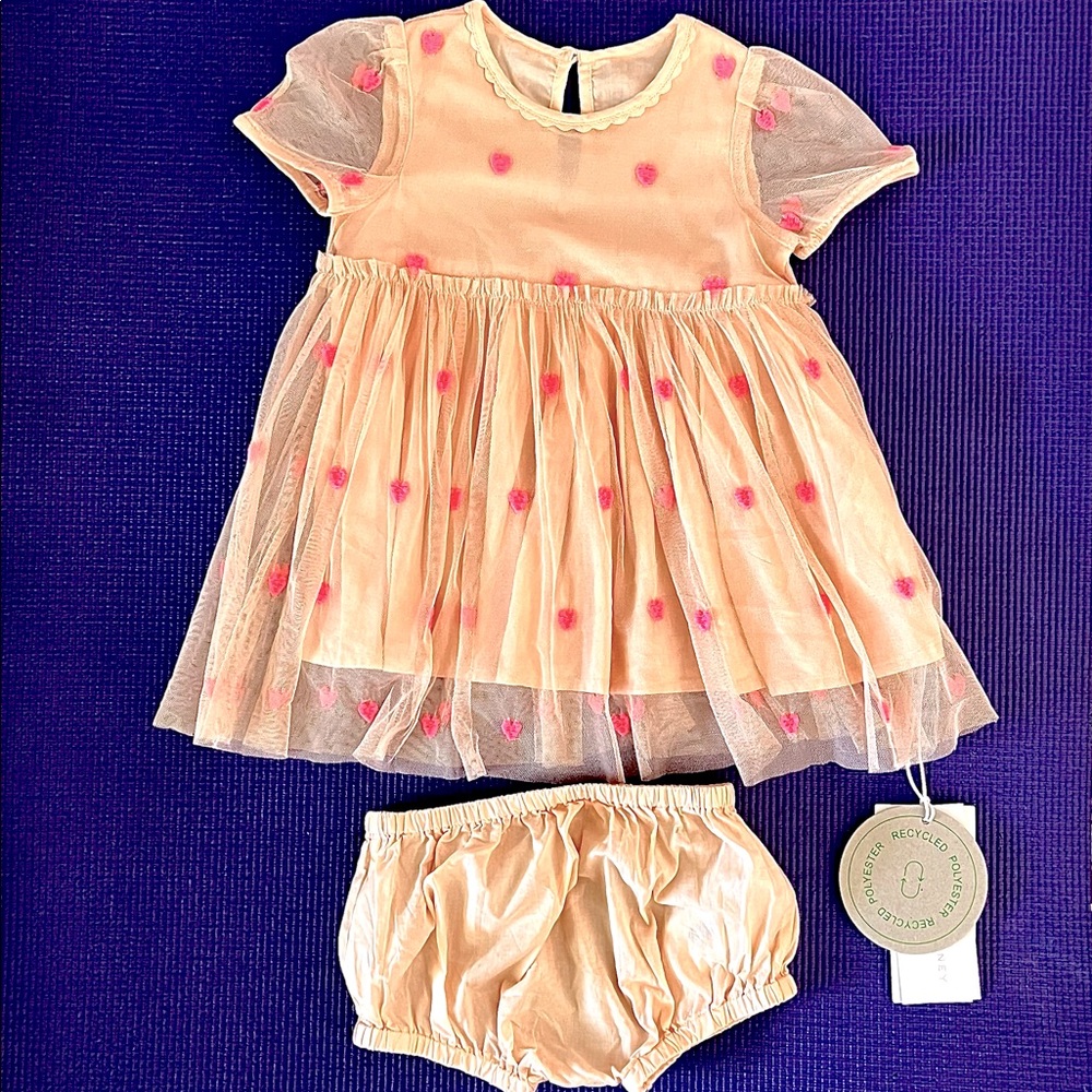 NWT beautiful girl’s original Stella McCartney dress w/ tulle skirt. Sz 6-9 mo.